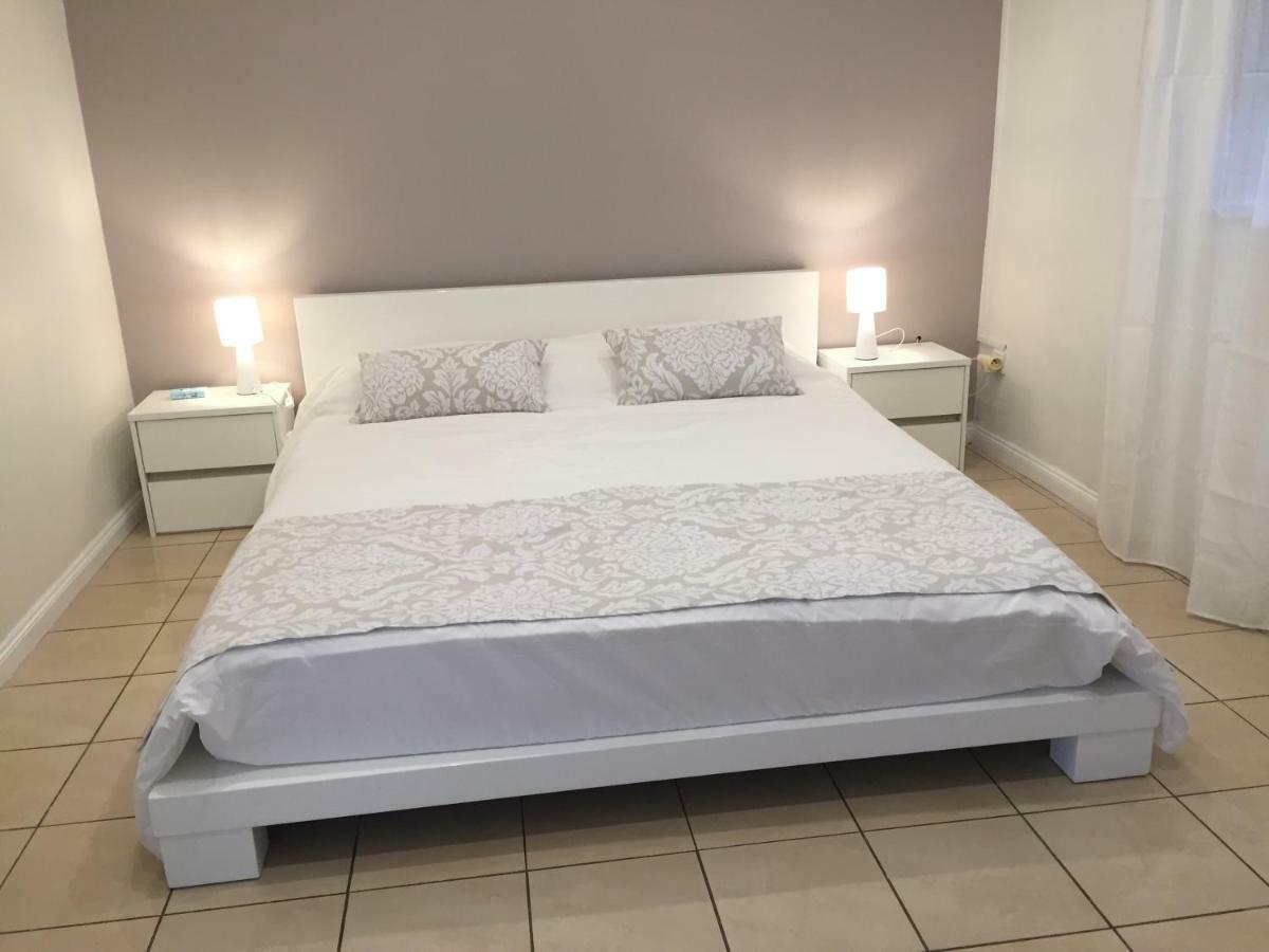 Sun Villa Chambre Chez L Habitant Saint-Denis Exteriér fotografie